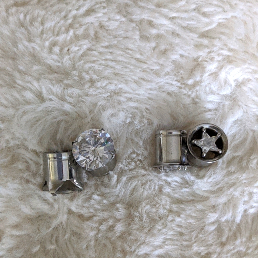 2 pairs 00g Plugs